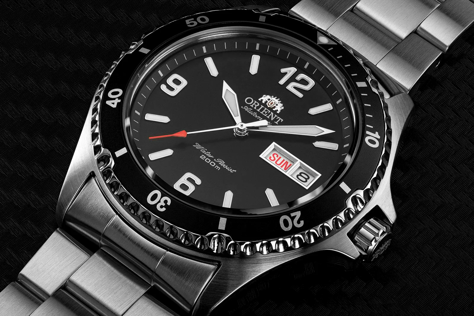 TAA02001B9
